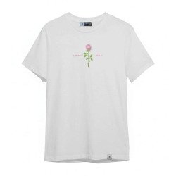 REMERA M EL AMOR NUNCA DEJA DE SER......