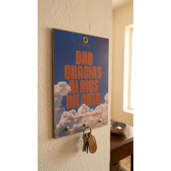 Porta Llaves. Dad Gracias Al Dios Del Cielo. Jdc