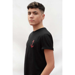 Remera L Ancla Roja. Negra
